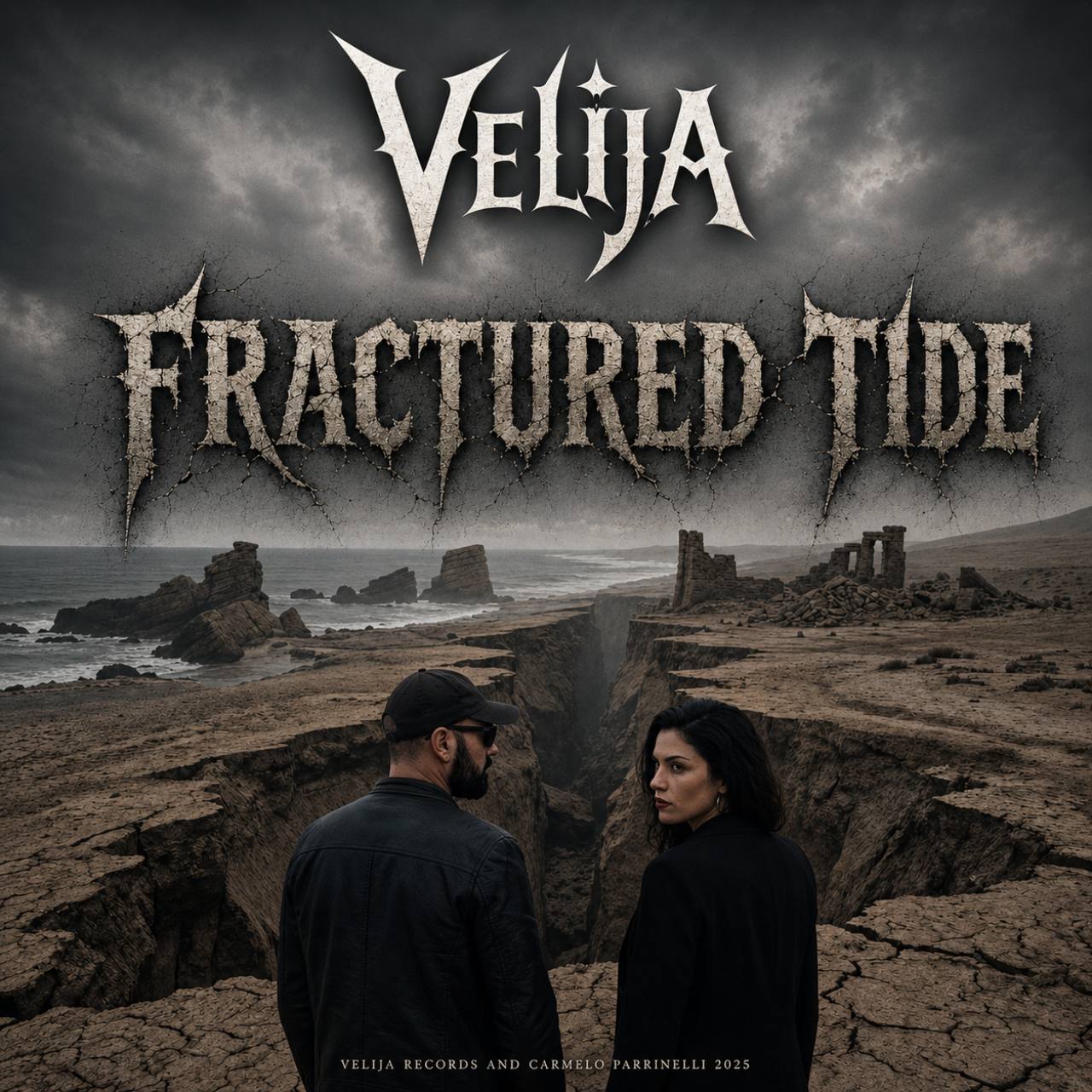 Copertina di Fractured Tide